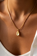 Aurea Drop Necklace