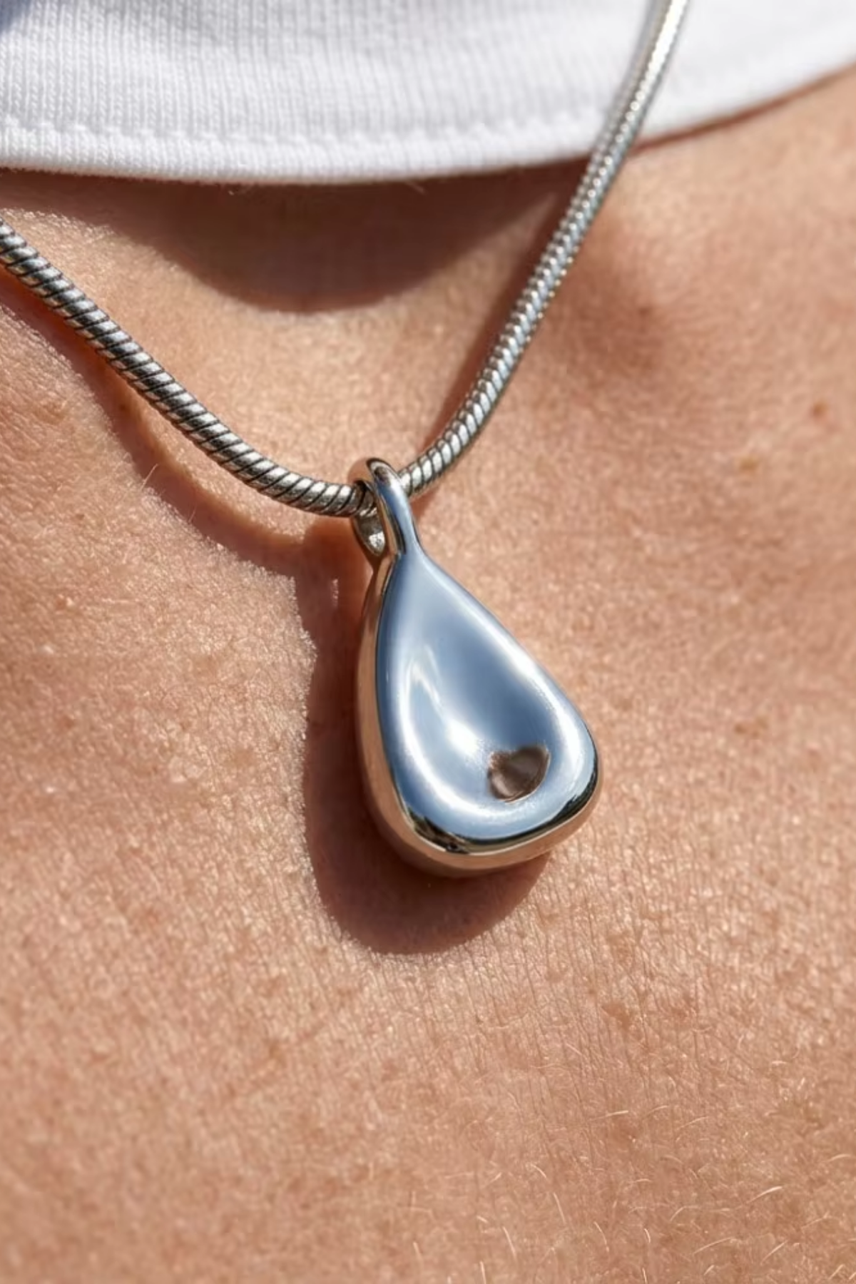Aurea Drop Necklace