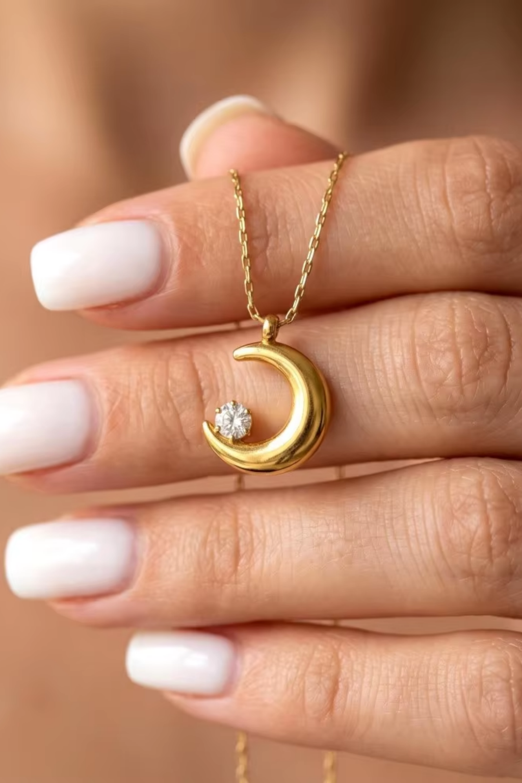 Lumière Moon Necklace
