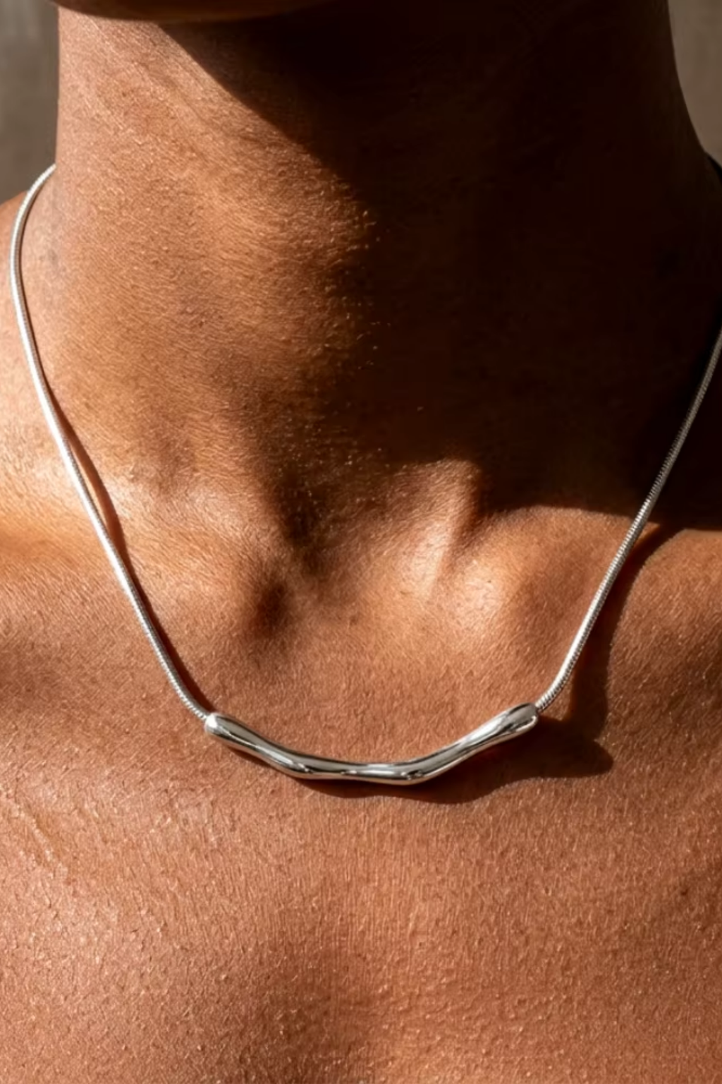 Solea Wave Necklace