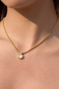 Éclat Crystal Necklace