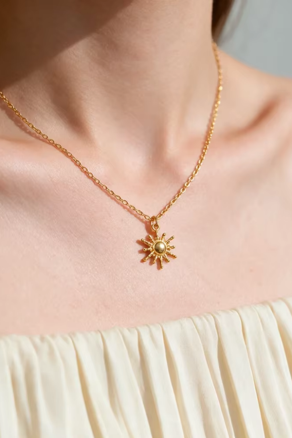 Astra Medallion Necklace