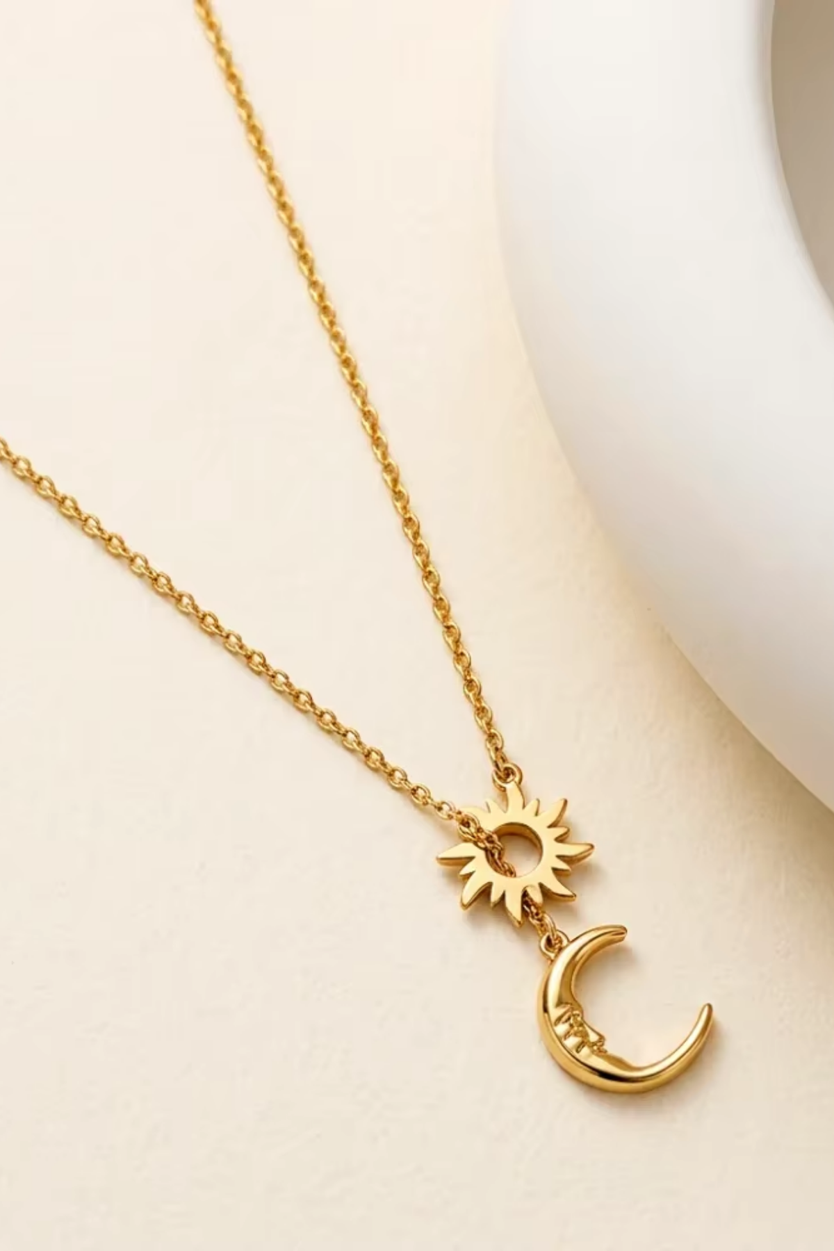 Astra Medallion Necklace