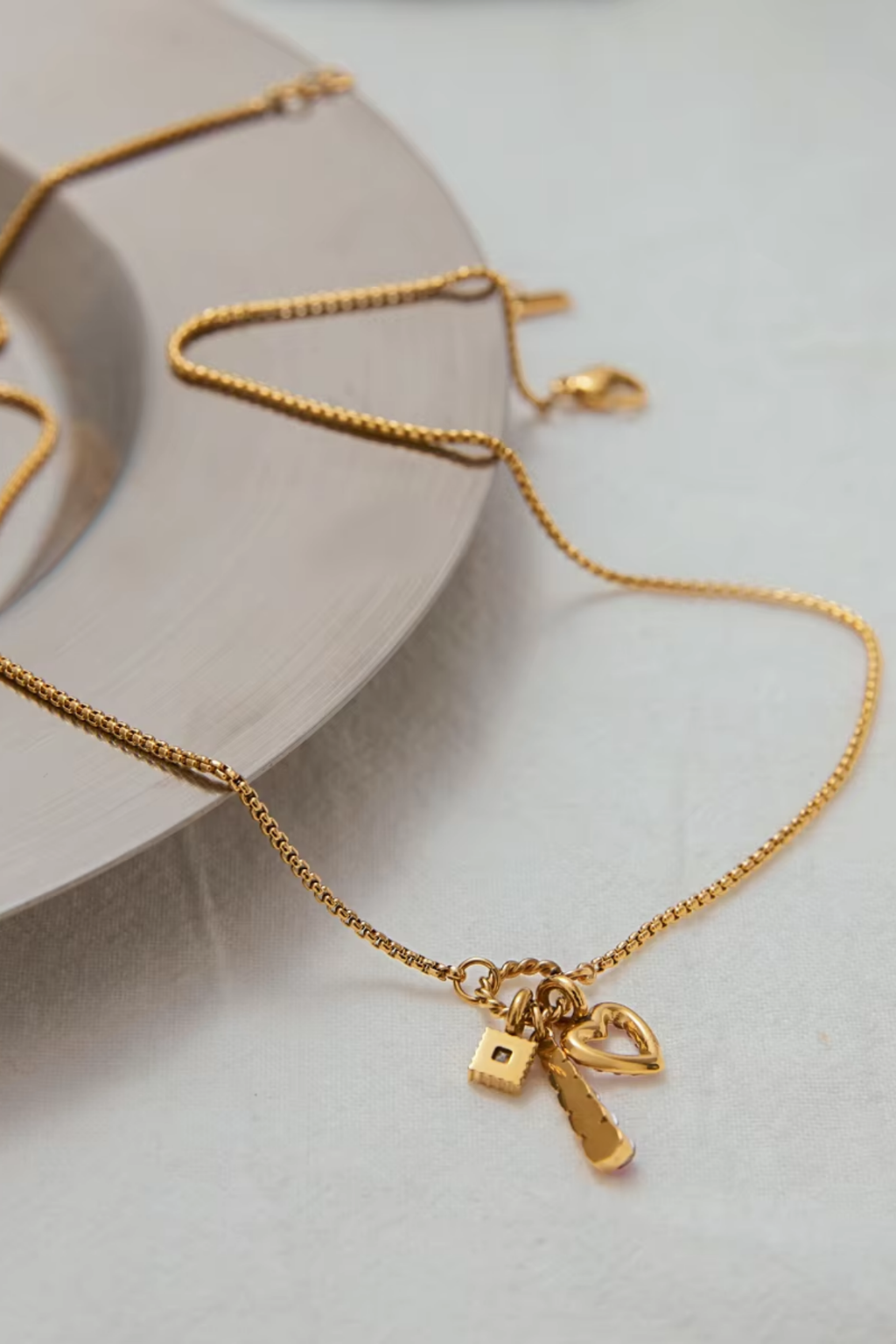 Rosalie Pink Necklace