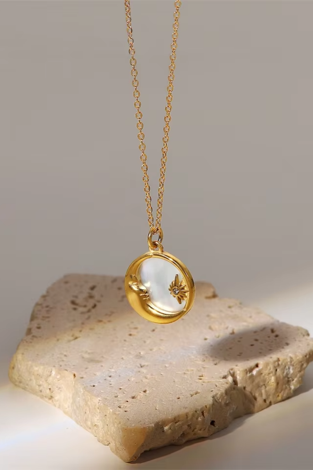 Solana Necklace