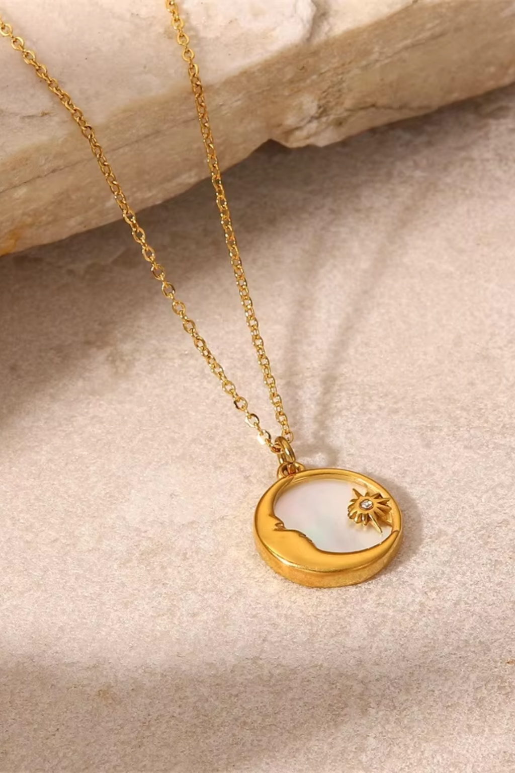Solana Necklace